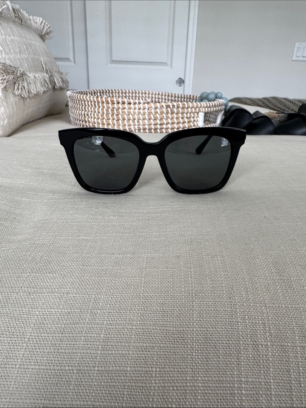 DIFF Eyewear Black Oversized Square Women's Sunglasses